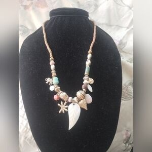 Bohemian Beaded Necklace with Leaf Pendant